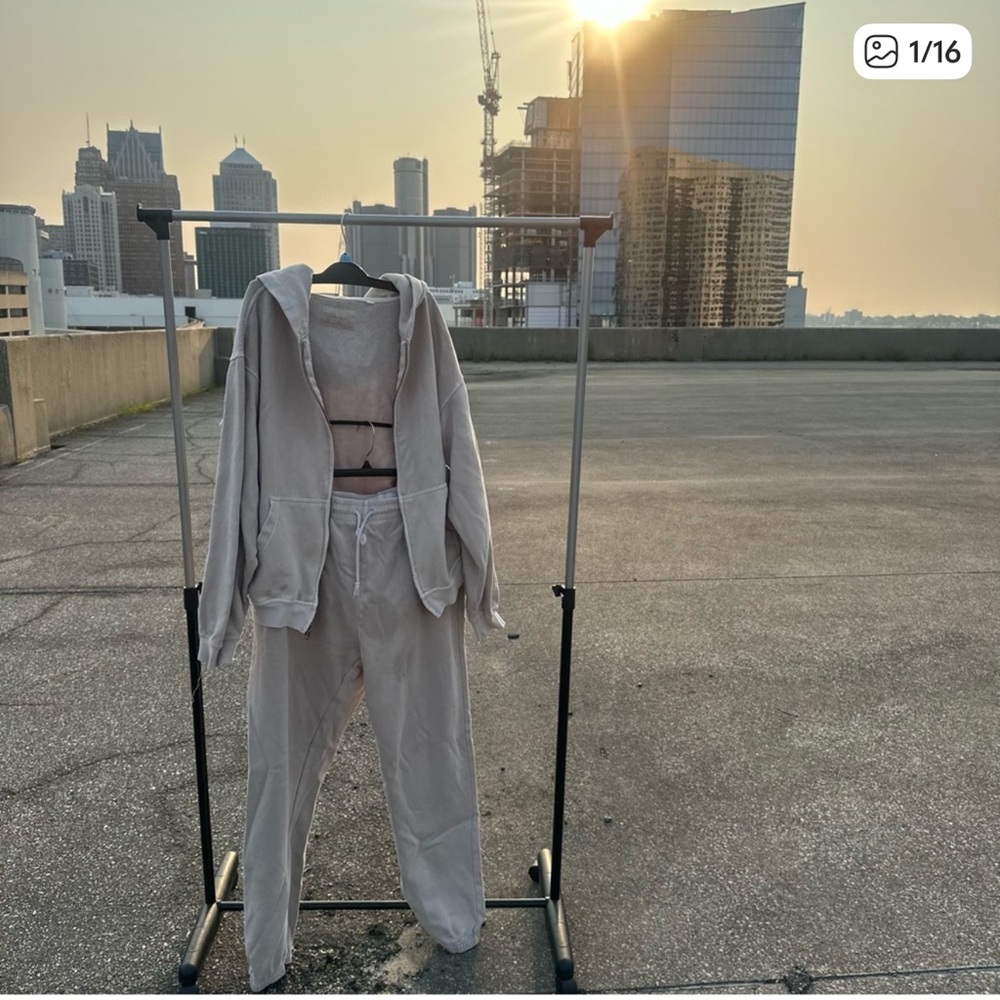 PacSun Beige Women's Sweatsuit PacSun Hoodie Set (stains) Joggers Set M x XL